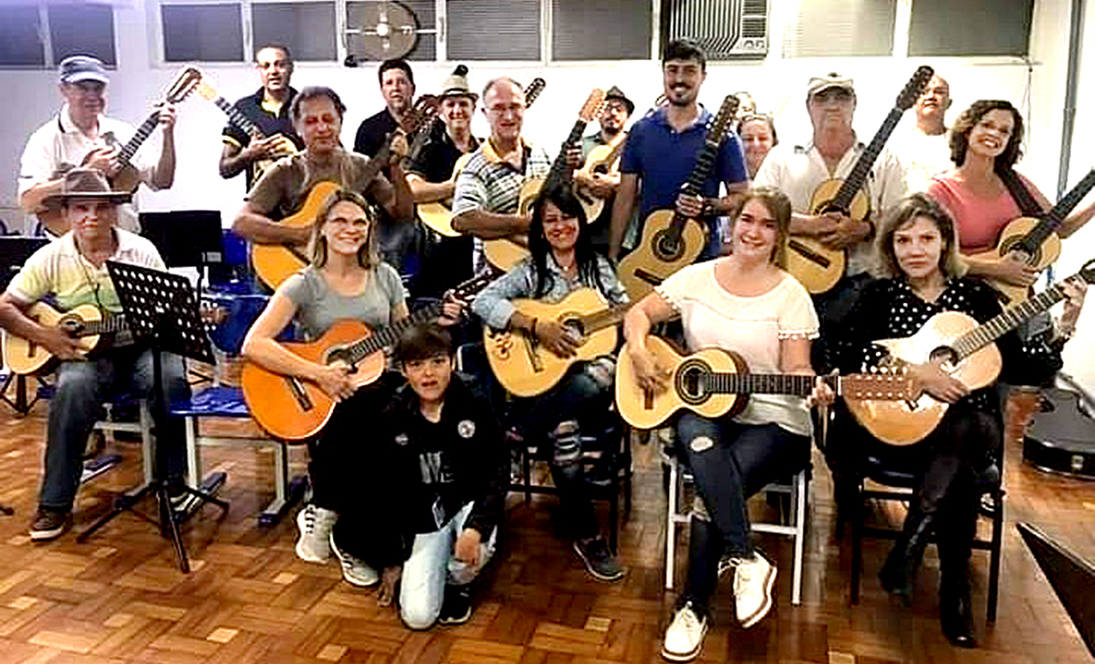 Centro Cultural de Tatuí recebe “Café, Viola & Companhia”