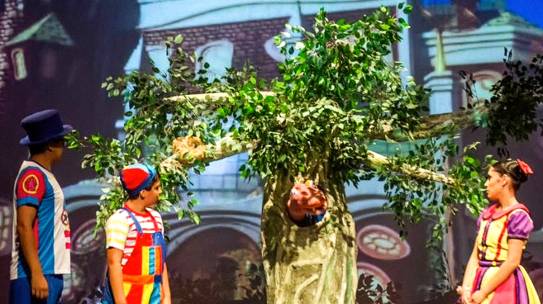 Praça da Matriz tem abertura do “Natal Musical” de Tatuí com “Castelo Rá-Tim-Bum”