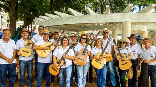 Grupo Alma Cabocla leva tradição da viola caipira ao Música na Praça de Tatuí